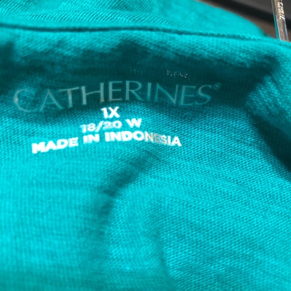 Catherine’s Touch of Lace Tee - Picture 5 of 5